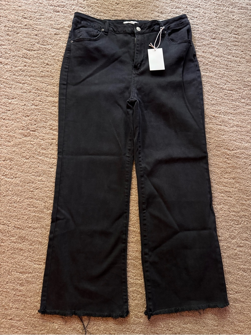 Zenana Outfitters Black Wide-Leg Jeans with Raw Hem